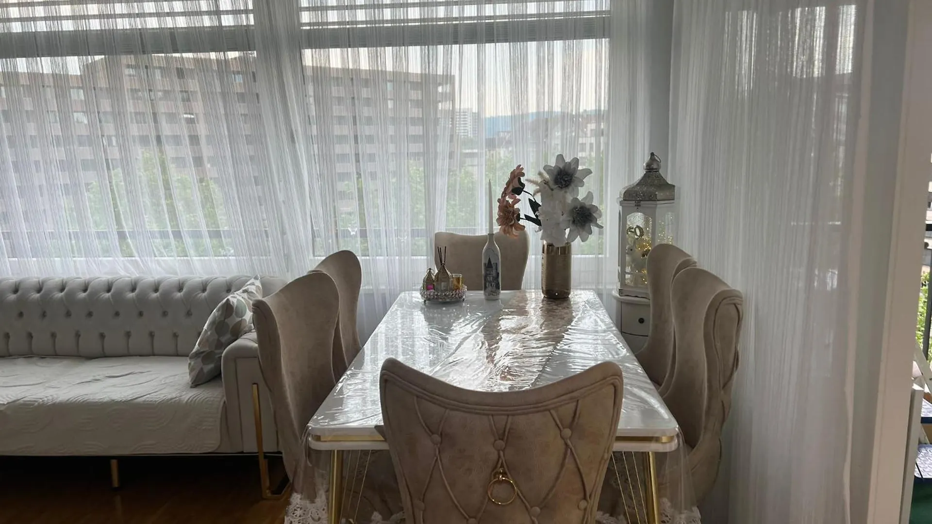 Elegante Wohnung In Basel, Direkt Am Messeplatz Апартаменты Базель